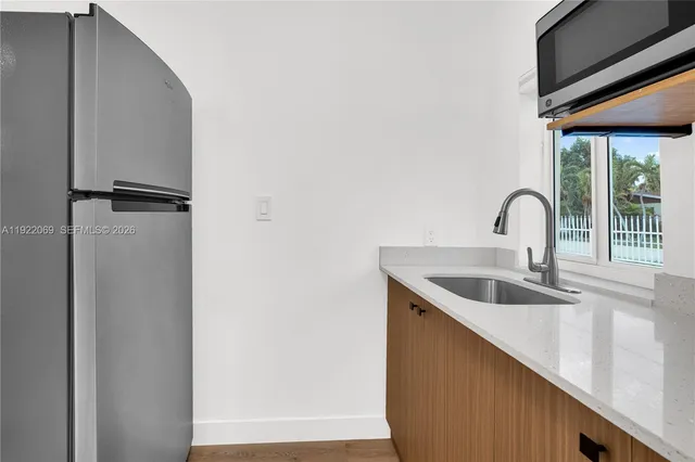 $1,500 | 4701 Southwest 104th Court, Unit 2, Miami, FL 33165