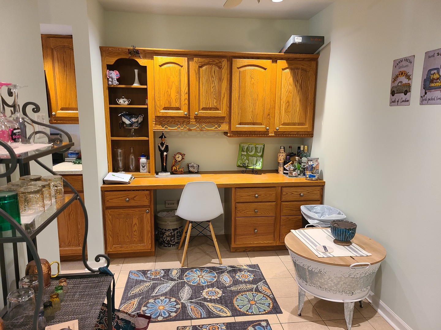 8359 West Addison Street, Unit 201 Chicago, IL 60634 - Photo 10 of 22 a room with a couch and a potted plant