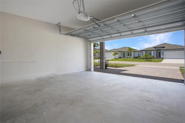 $2,150 | 16845 Cayo Key Drive, Port Charlotte, FL 33953