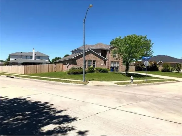 $2,900 | 3404 Potomac Drive, Sachse, TX 75048