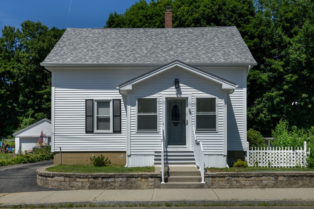 38 Eagle Street Ware, MA 01082 - Photo 2 of 28