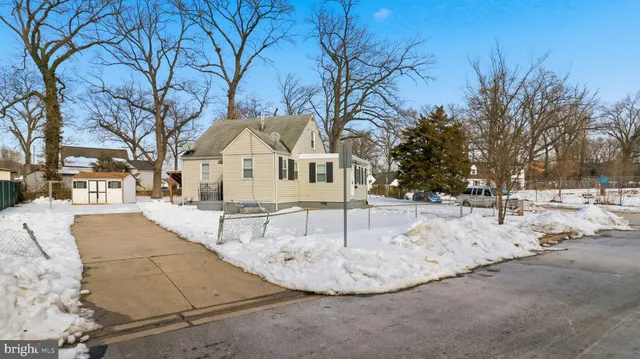 $400,000 | 5900 Eastpine Drive, Riverdale, MD 20737