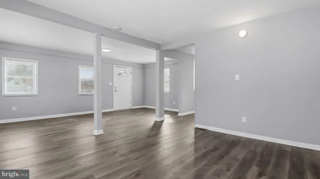 $400,000 | 5900 Eastpine Drive, Riverdale, MD 20737