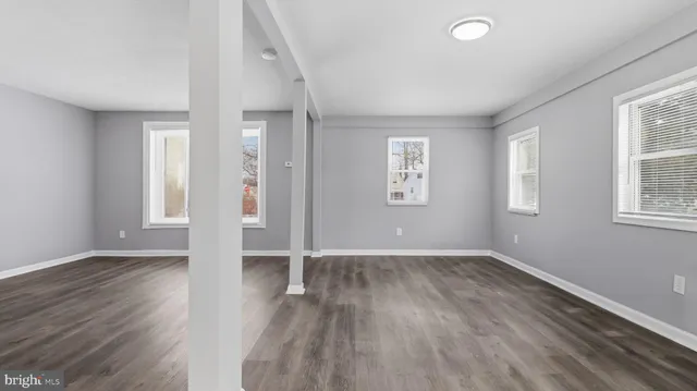 $400,000 | 5900 Eastpine Drive, Riverdale, MD 20737