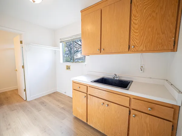 $460,000 | 7331 Jonella Way, Redding, CA 96003