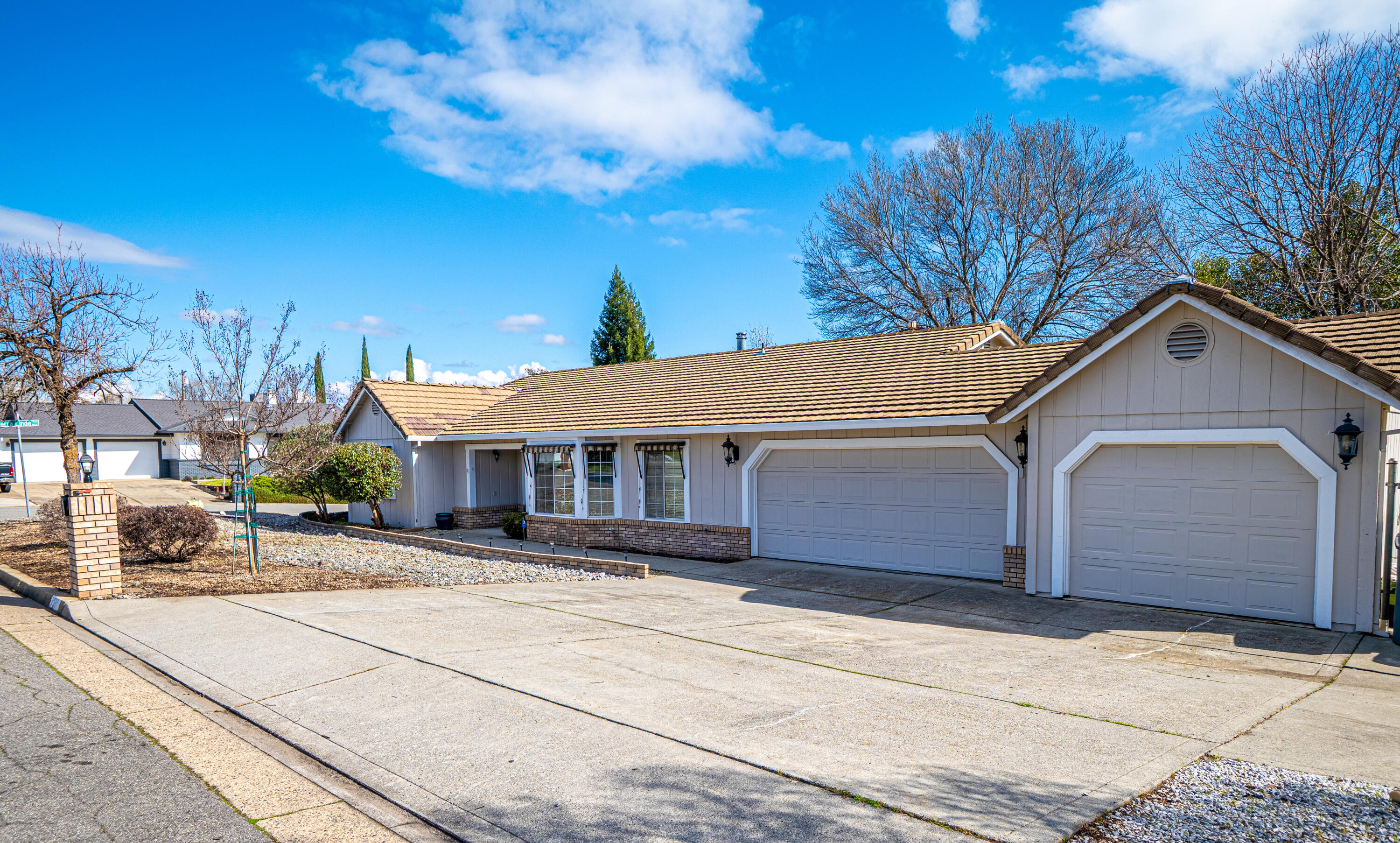 7331 Jonella Way Redding, CA 96003 - Photo 36 of 42 JR_Janelle_030226-33