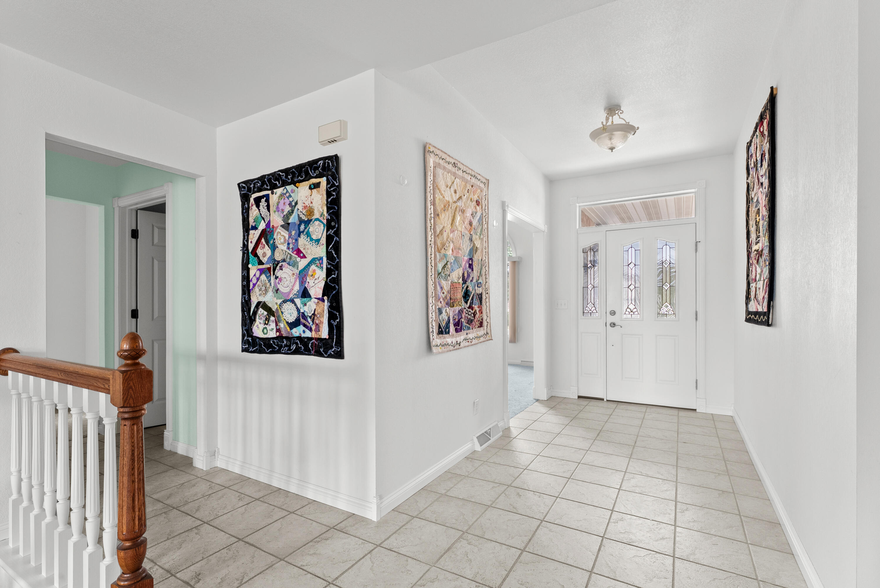 3919 Golfview Drive Two Rivers, WI 54241 - Photo 9 of 31 Foyer