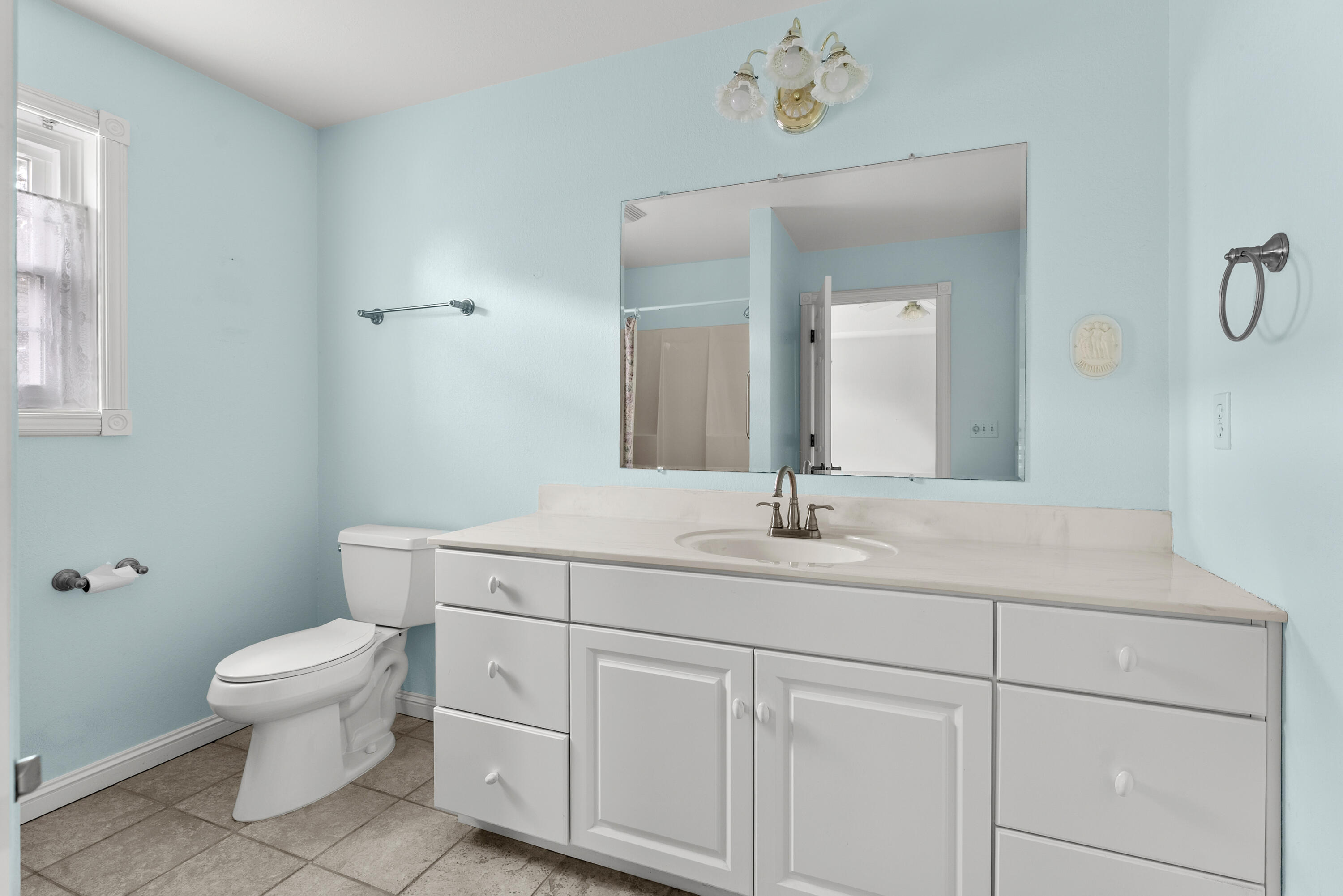 3919 Golfview Drive Two Rivers, WI 54241 - Photo 14 of 31 Master bath