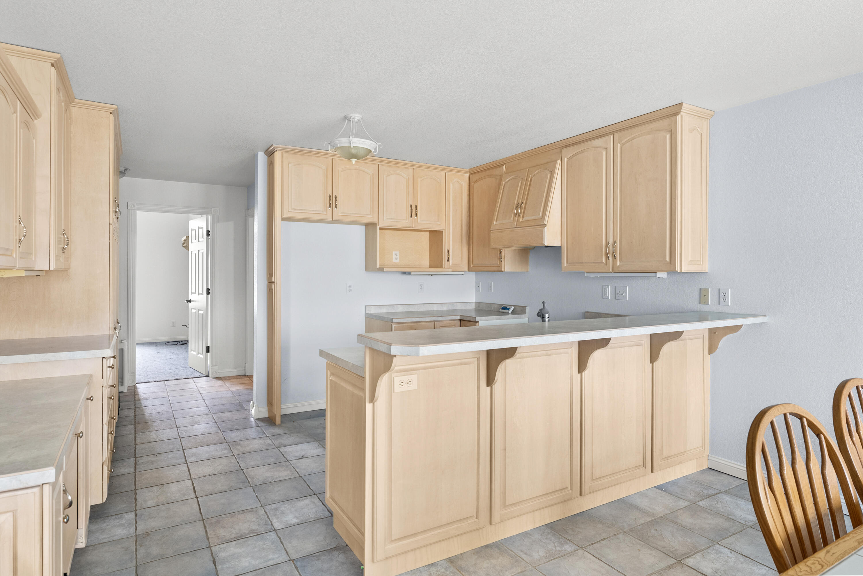 3919 Golfview Drive Two Rivers, WI 54241 - Photo 20 of 31 Kitchen