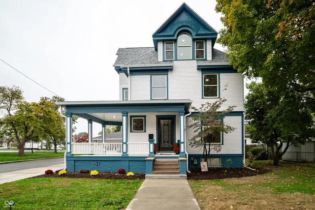 $589,000 | 445 East Washington Street, Martinsville, IN 46151