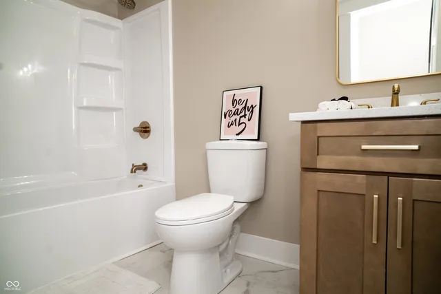 $589,000 | 445 East Washington Street, Martinsville, IN 46151