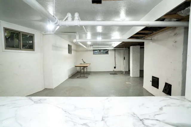 $589,000 | 445 East Washington Street, Martinsville, IN 46151