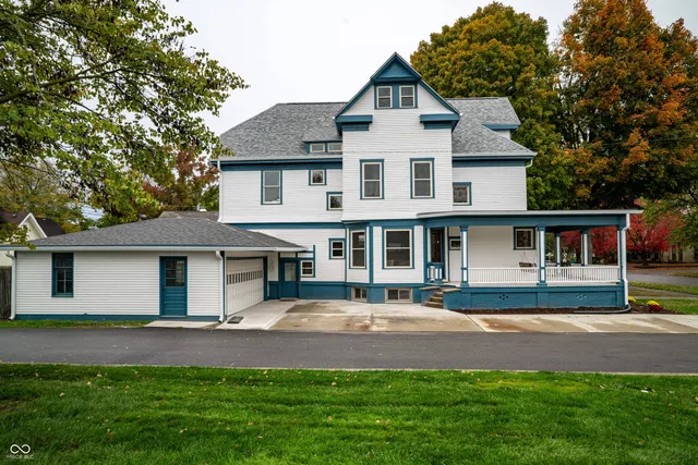 $589,000 | 445 East Washington Street, Martinsville, IN 46151