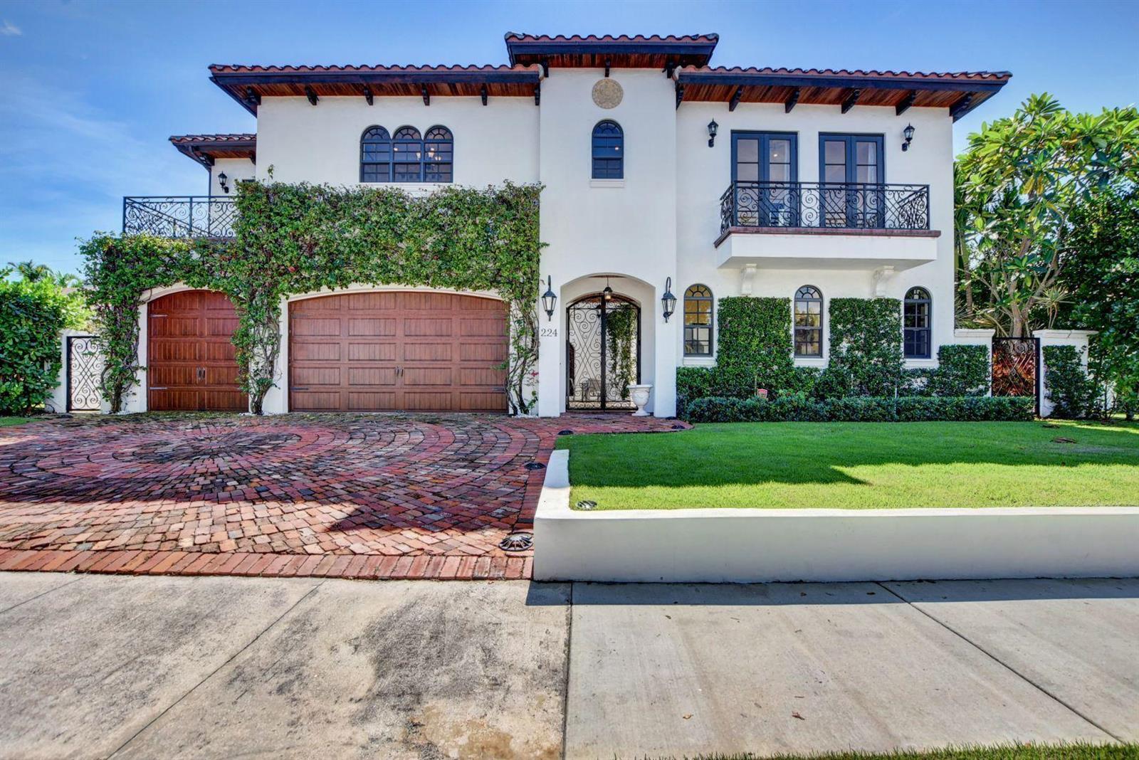 224 Alpine Road West Palm Beach, FL 33405 - Photo 3 of 40 14_Front View