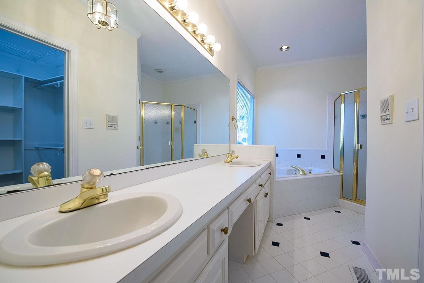 2976 Tillinghast Trail Raleigh, NC 27613 - Photo 17 of 21 Gallery Image 17