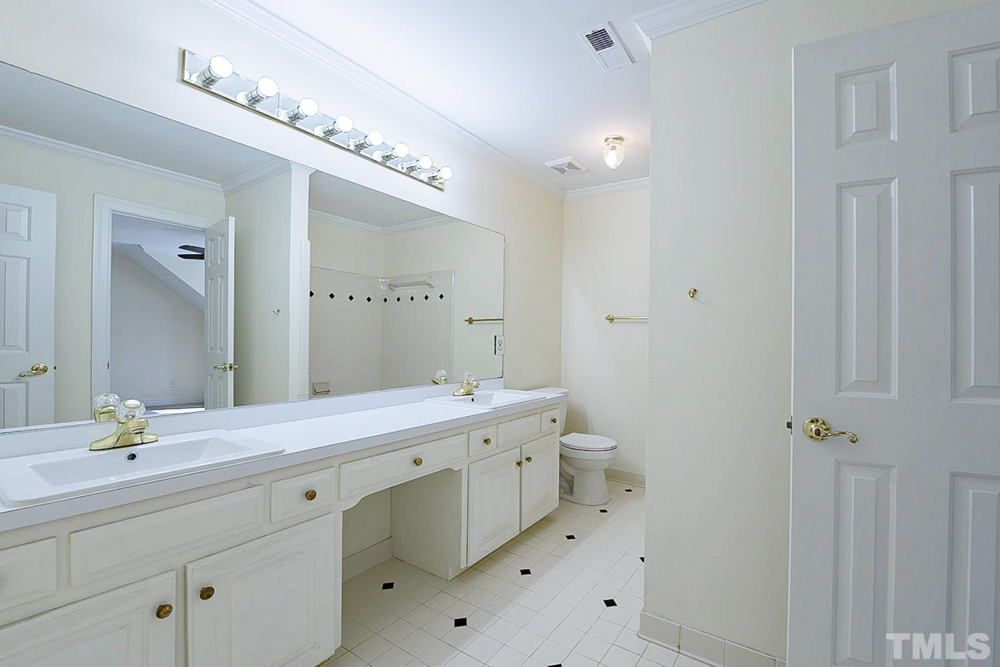 2976 Tillinghast Trail Raleigh, NC 27613 - Photo 18 of 21 Gallery Image 18