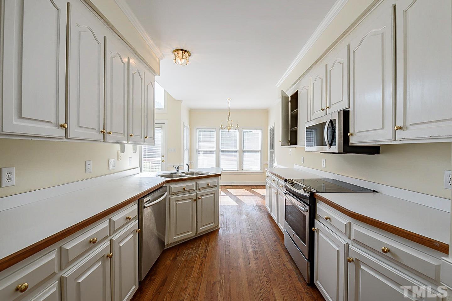 2976 Tillinghast Trail Raleigh, NC 27613 - Photo 8 of 21 Gallery Image 8