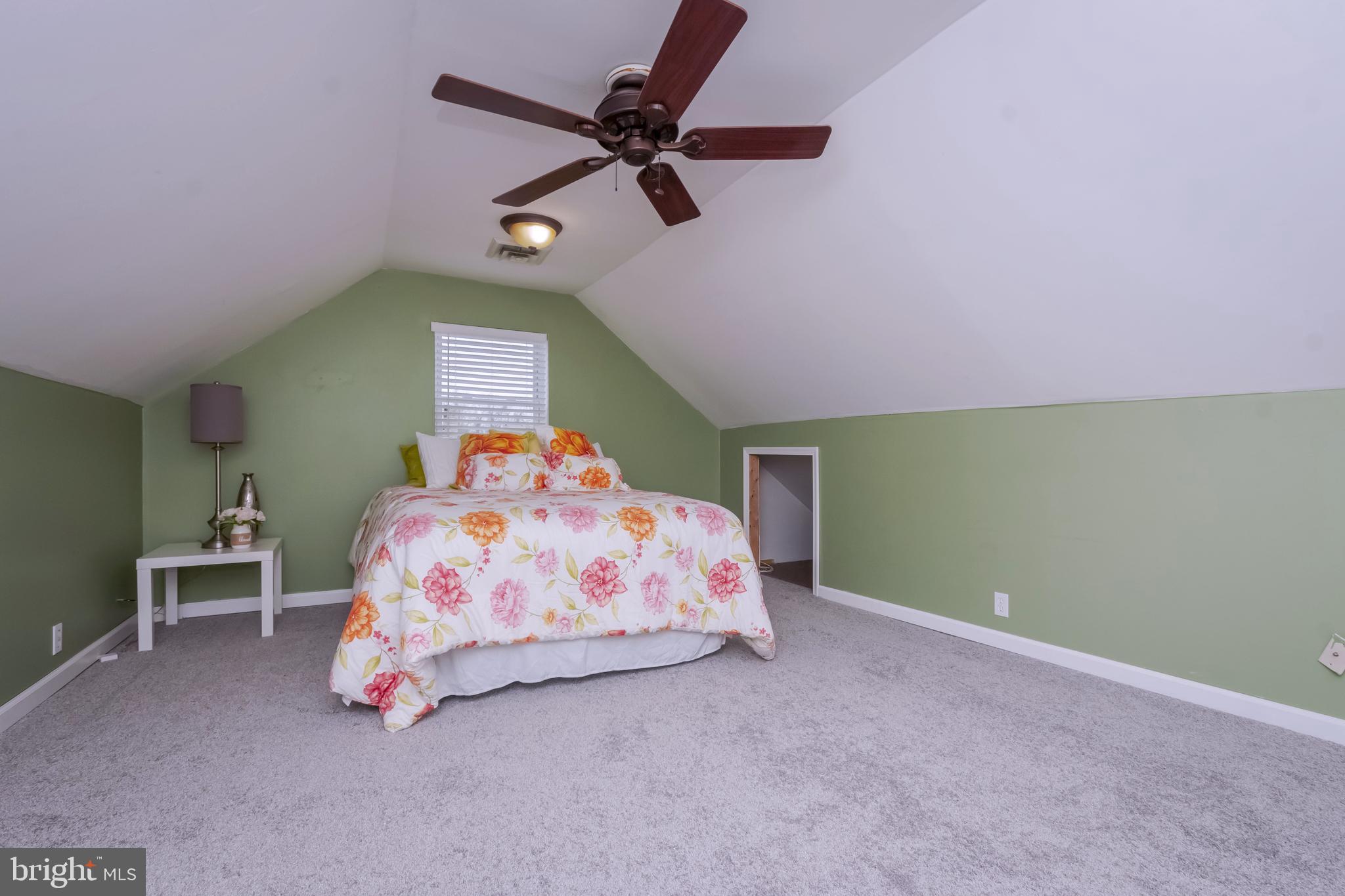 3945 North Point Road Dundalk, MD 21222 - Photo 23 of 31 2nd Bedroom