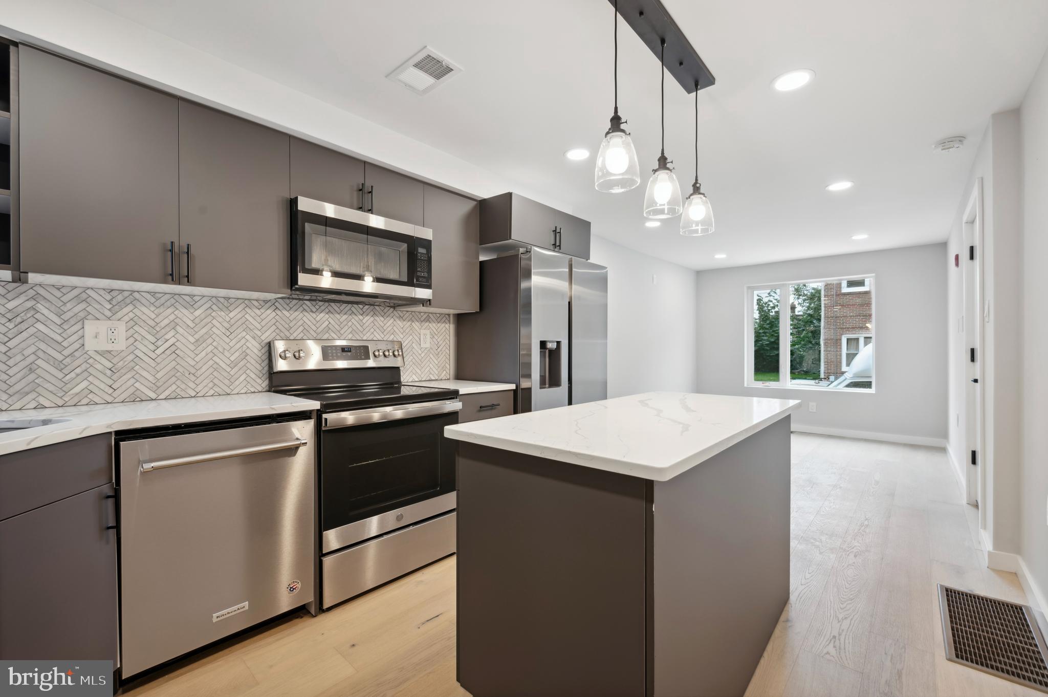 2046 North 3rd Street Philadelphia, PA 19122 - Photo 2 of 26