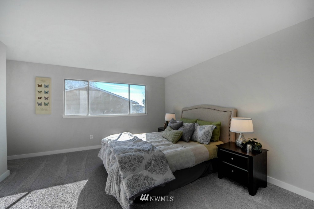 10925 Southeast 172nd Street Renton, WA 98055 - Photo 14 of 25 Gallery Image 14