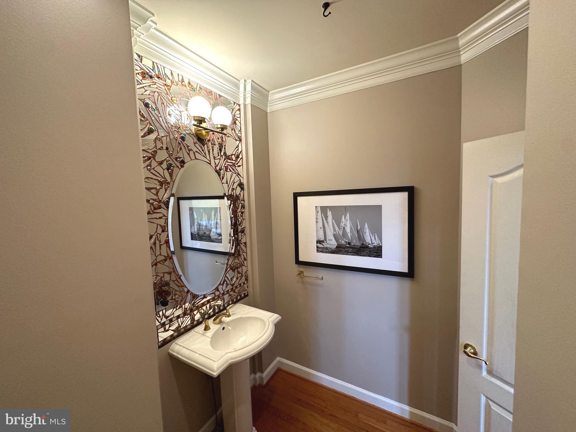 704 Childs Point Road Annapolis, MD 21401 - Photo 13 of 40 half bath main floor