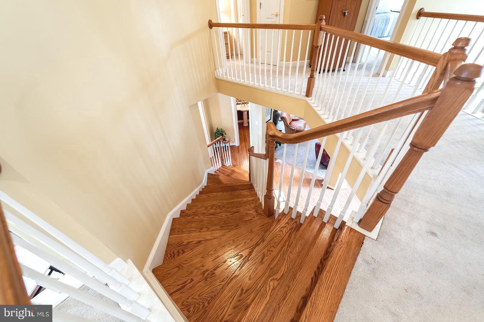 704 Childs Point Road Annapolis, MD 21401 - Photo 15 of 40 main stairway