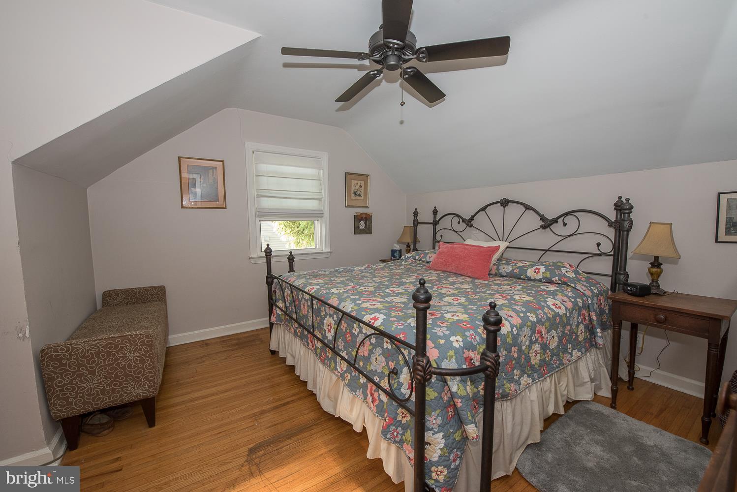 328 Garden Road Springfield, PA 19064 - Photo 14 of 22 SECOND BEDROOM