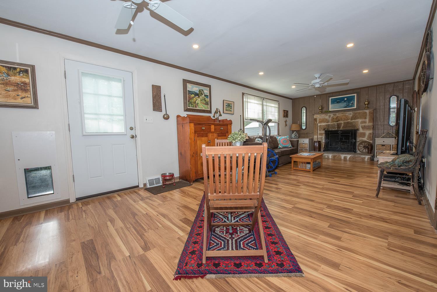 328 Garden Road Springfield, PA 19064 - Photo 10 of 22 GREATROOM