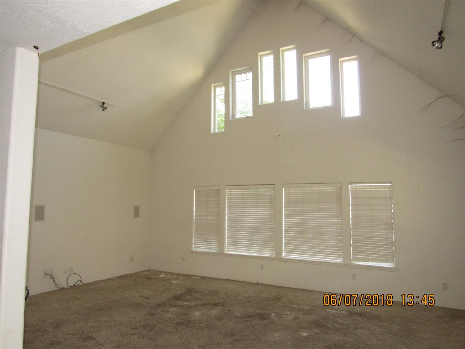 5552 Gebhard Road Central Point, OR 97502 - Photo 10 of 14 Additional Photo
