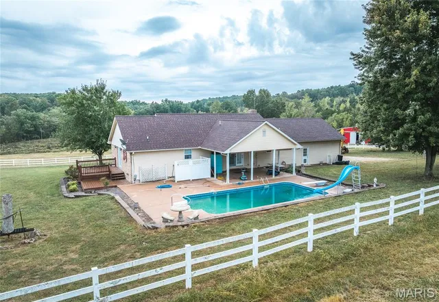 $990,000 | 5283 Hwy Bb, Irondale, MO 63648