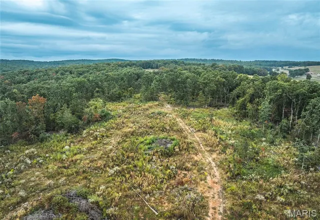 $990,000 | 5283 Hwy Bb, Irondale, MO 63648