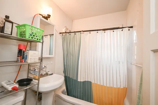 $209,900 | 1636 Rice Street, Waukegan, IL 60087