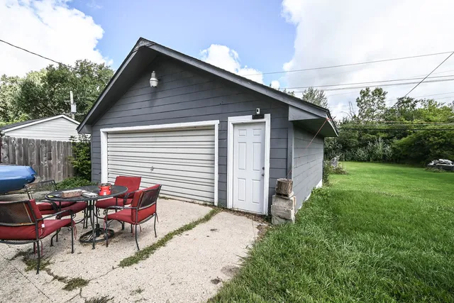$209,900 | 1636 Rice Street, Waukegan, IL 60087