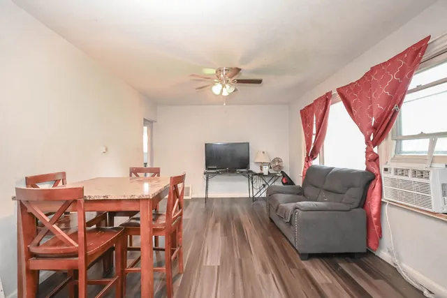 $209,900 | 1636 Rice Street, Waukegan, IL 60087