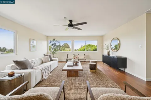 $949,000 | 203 Radnor Court, Benicia, CA 94510