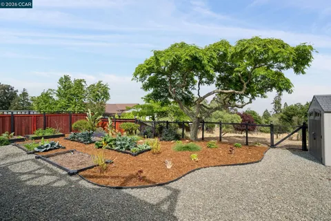 $949,000 | 203 Radnor Court, Benicia, CA 94510