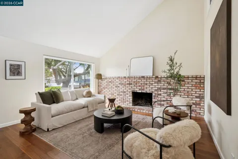 $949,000 | 203 Radnor Court, Benicia, CA 94510