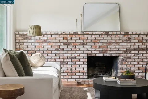 $949,000 | 203 Radnor Court, Benicia, CA 94510