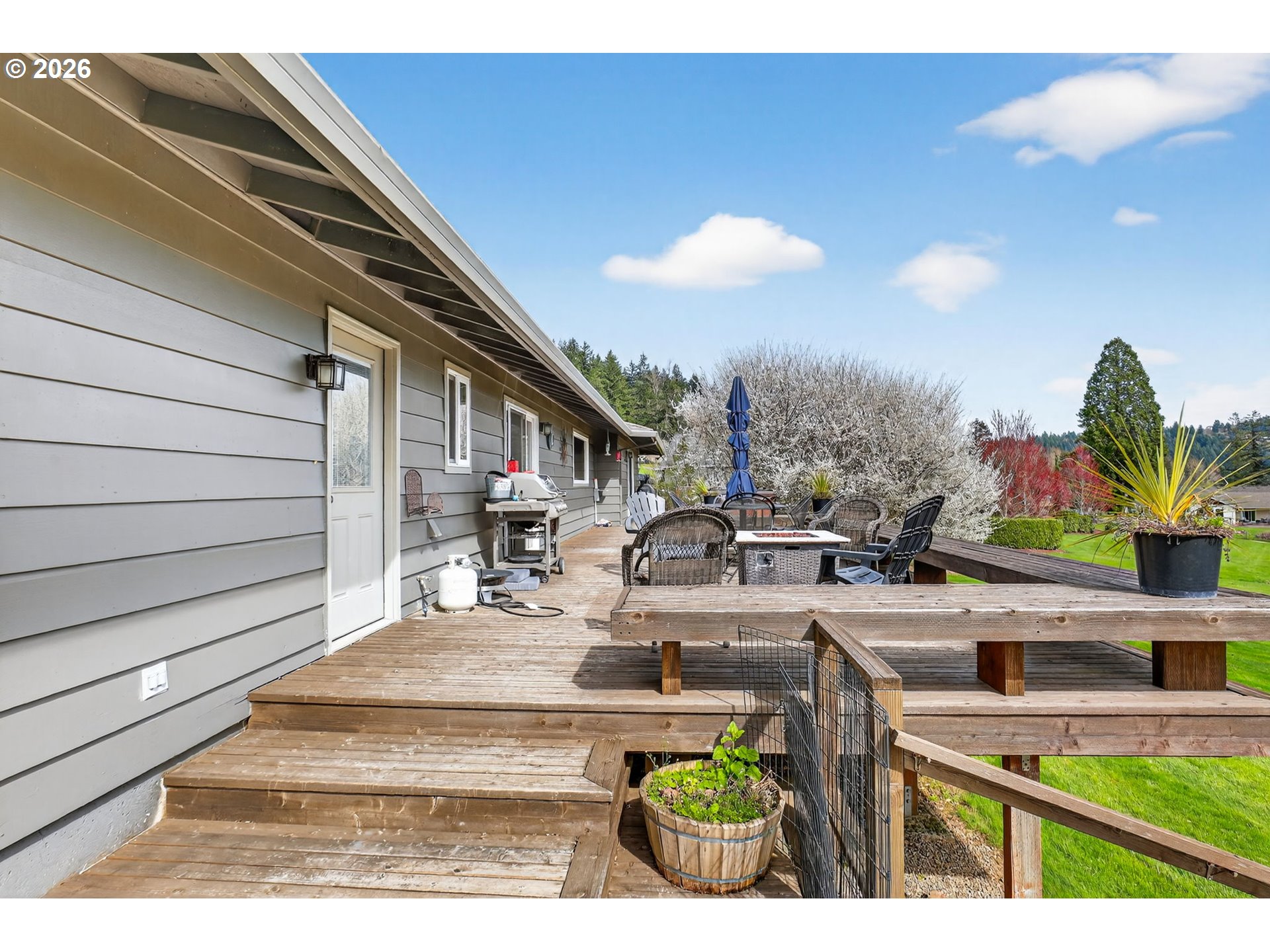 9732 Southeast Ladera Court Damascus, OR 97089 - Photo 28 of 41 a picture of a outdoor space with seating