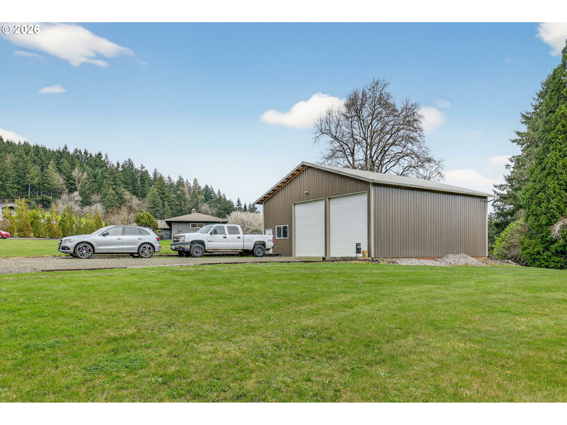 9732 Southeast Ladera Court Damascus, OR 97089 - Photo 39 of 41 a house view with a garden space