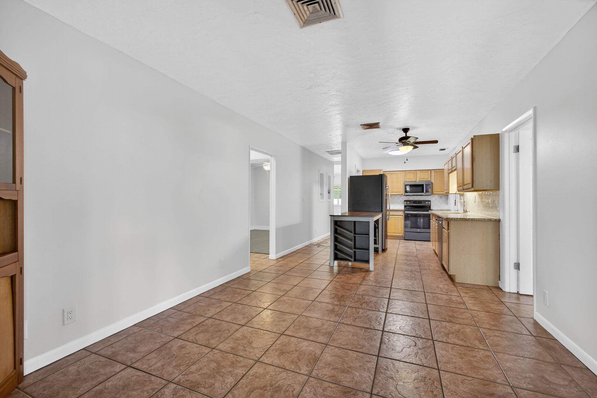 4914 Pine Knoll Way Stuart, FL 34997 - Photo 18 of 54 17-web-or-mls-5D1A4492