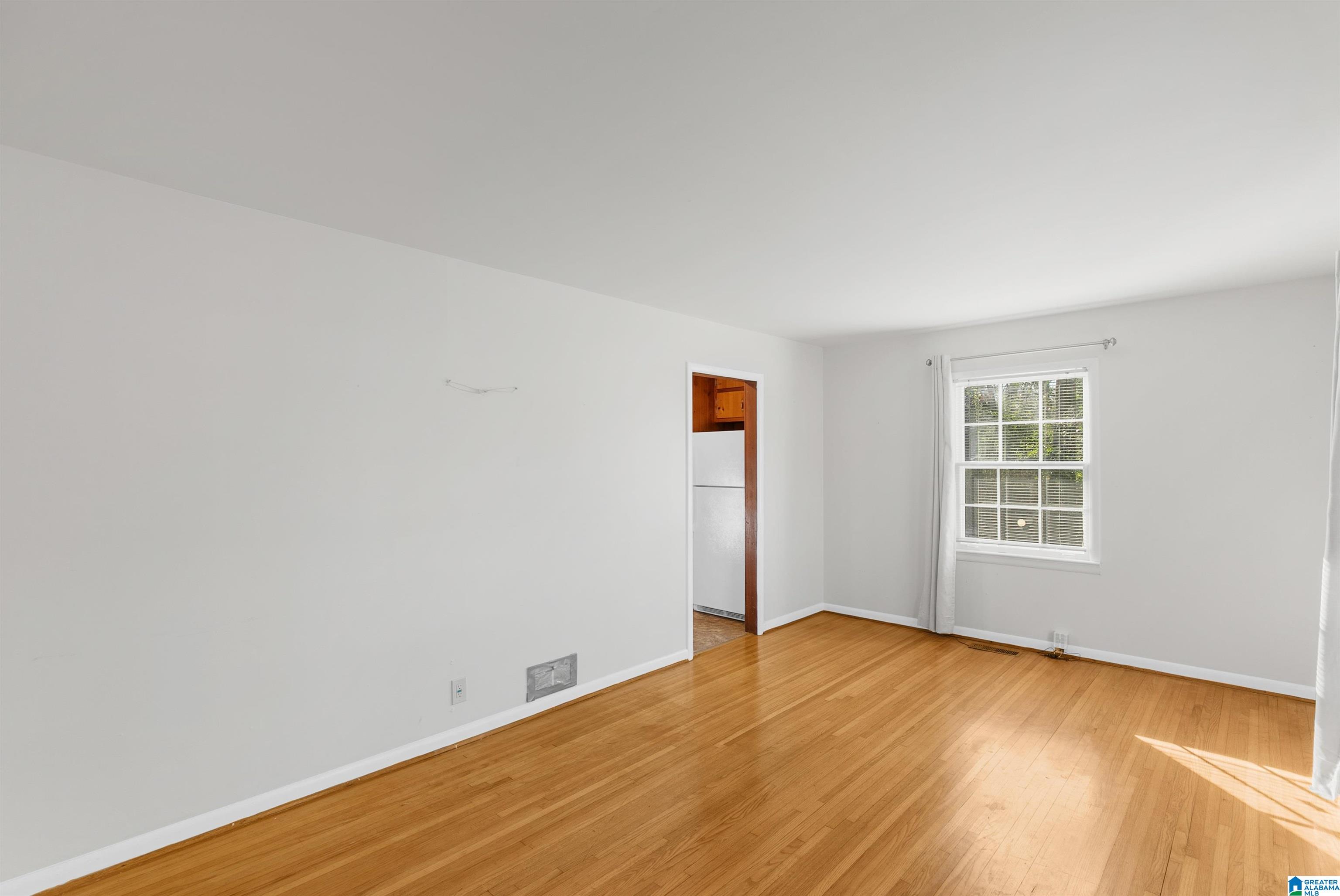 2321 3rd Way Northeast Birmingham, AL 35215 - Photo 4 of 26