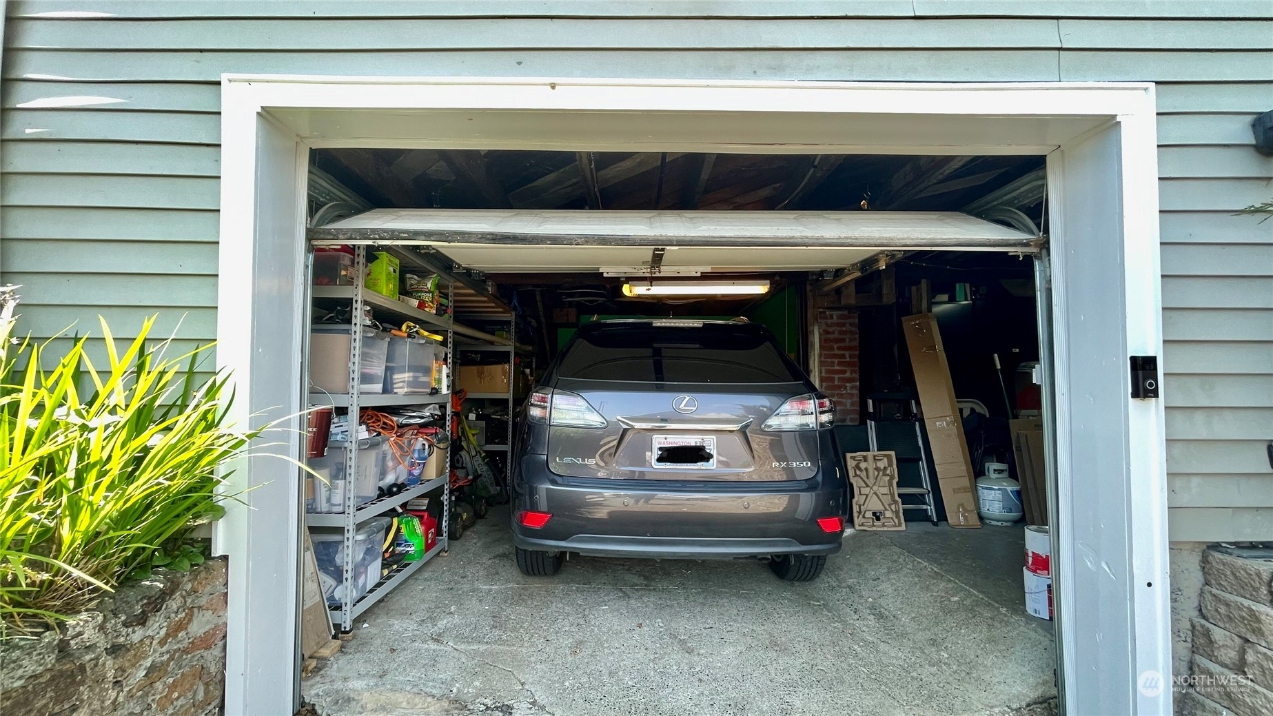 623 2nd Avenue Aberdeen, WA 98520 - Photo 35 of 40 a view of garage