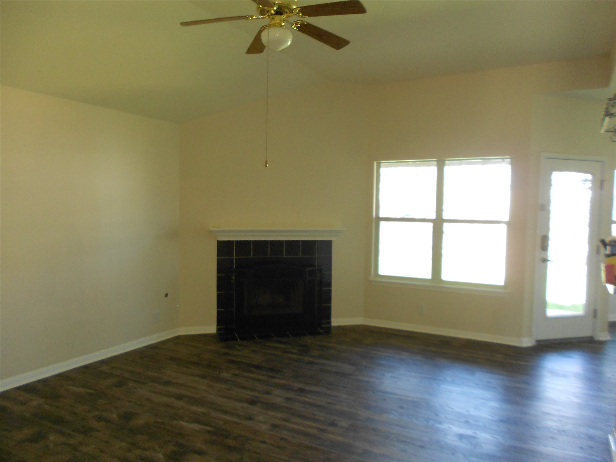 701 Los Robles Road Leander, TX 78641 - Photo 14 of 38