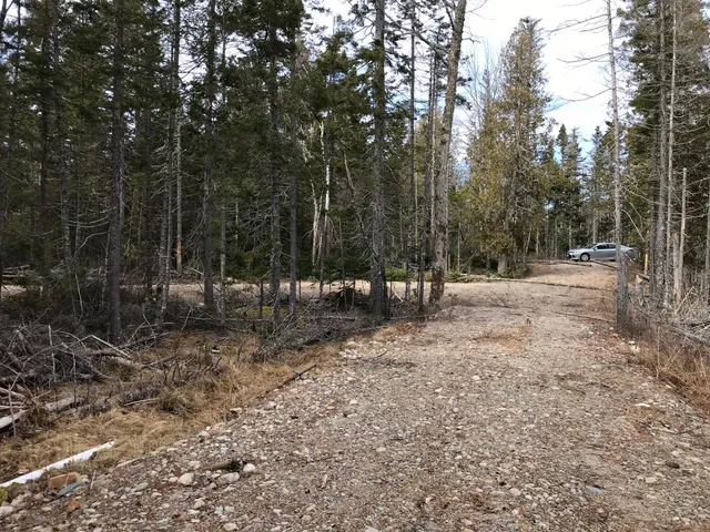 $285,000 | 8 Peninsula Road, Gouldsboro, ME 04624