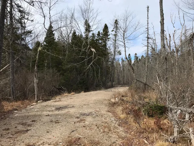 $285,000 | 8 Peninsula Road, Gouldsboro, ME 04624