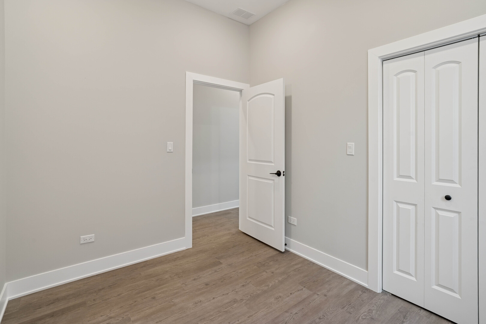 4839 West Huron Street, Unit 1 Chicago, IL 60644 - Photo 11 of 19 a view of an empty room