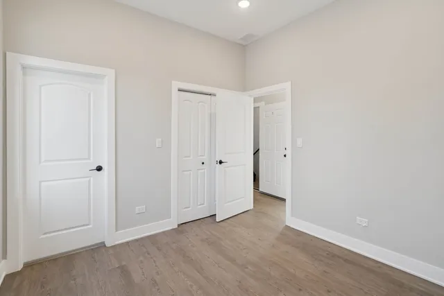 $2,500 | 4839 West Huron Street, Unit 1, Chicago, IL 60644