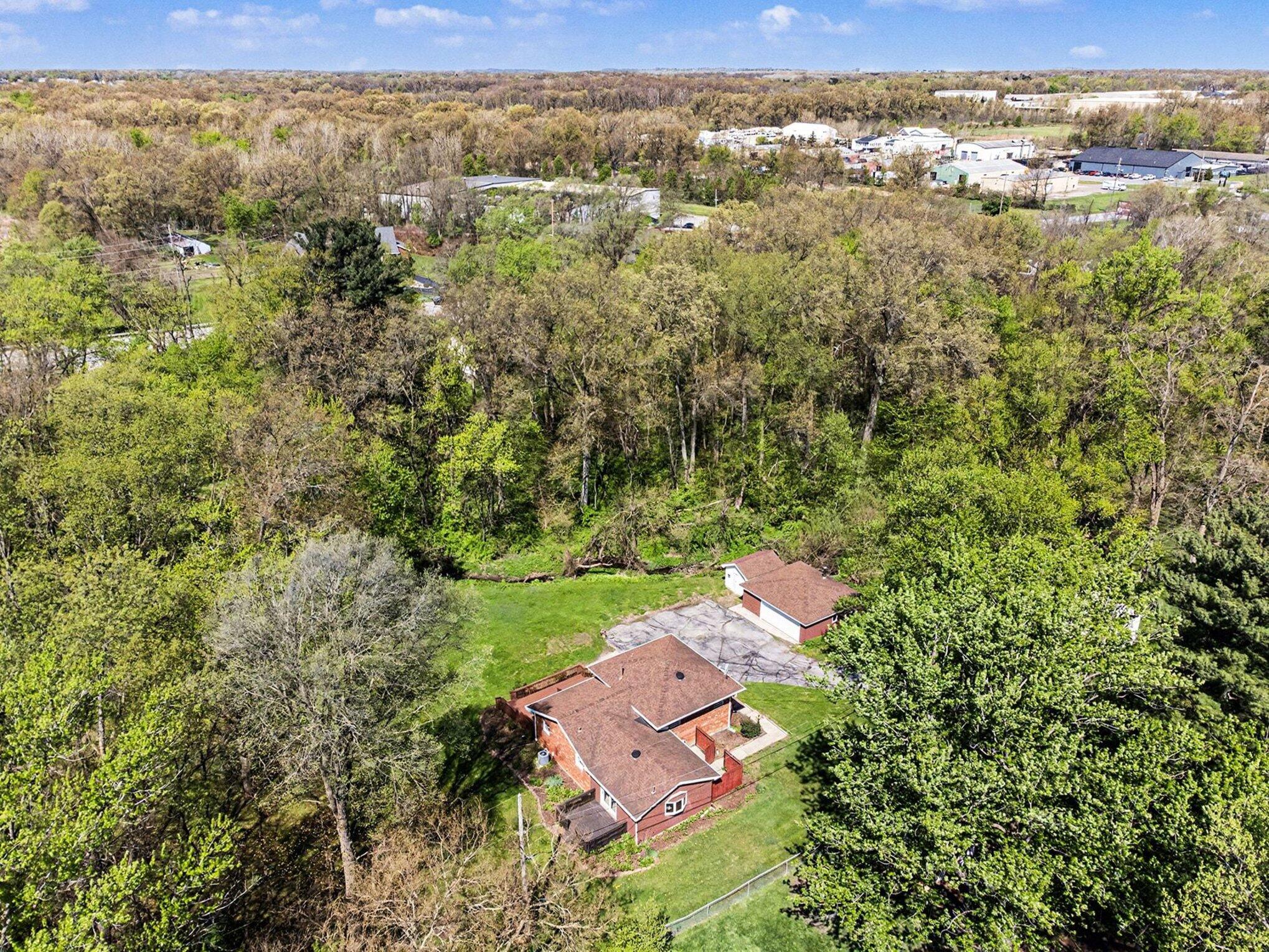5569 Center Street Chesterton, IN 46304 - Photo 20 of 27 2038x1529