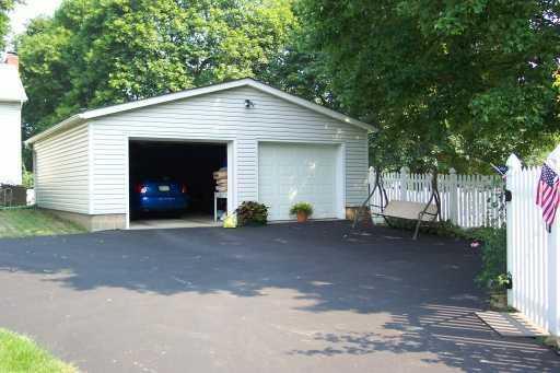 2049 Mercer Road New Brighton, PA 15066 - Photo 3 of 8 Other.